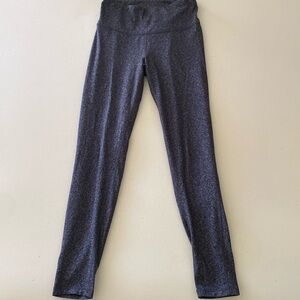 Old Navy Active heathered gray leggings size medium barely worn.